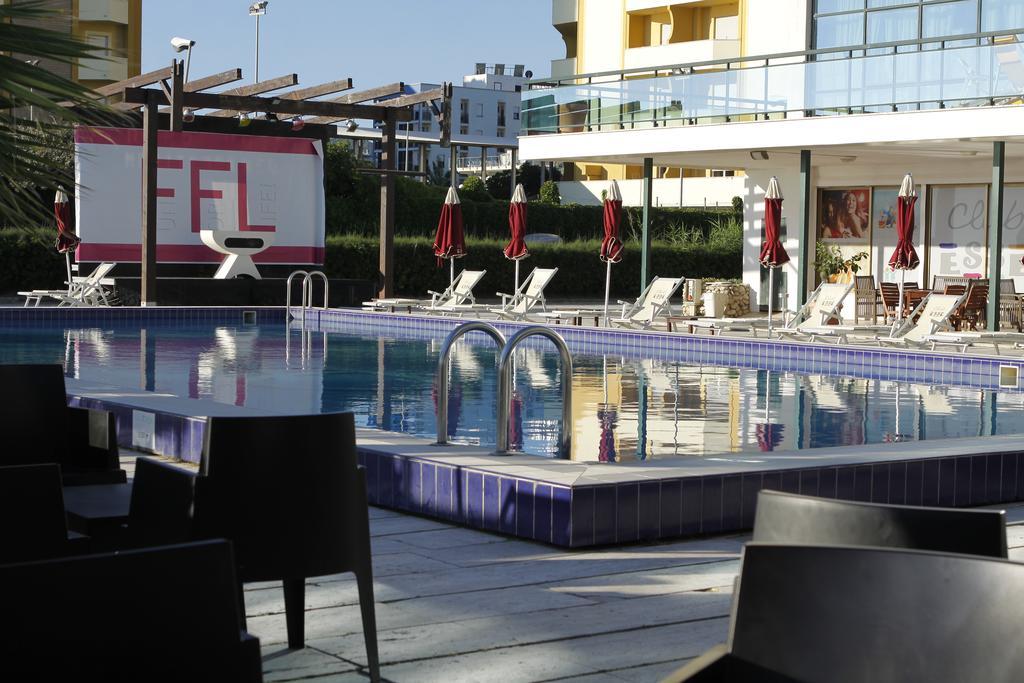 Club Esse Mediterraneo Монтесильвано Экстерьер фото