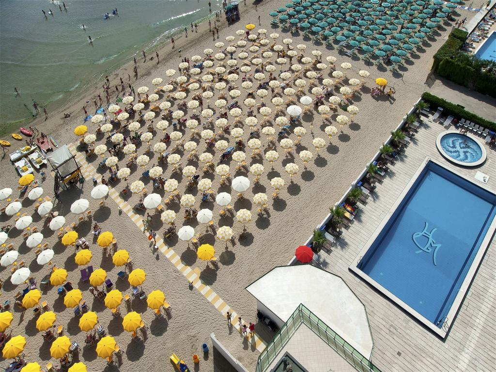 Club Esse Mediterraneo Монтесильвано Экстерьер фото