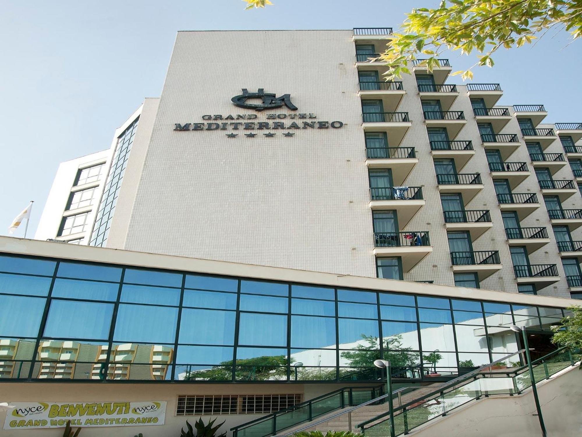 Club Esse Mediterraneo Монтесильвано Экстерьер фото